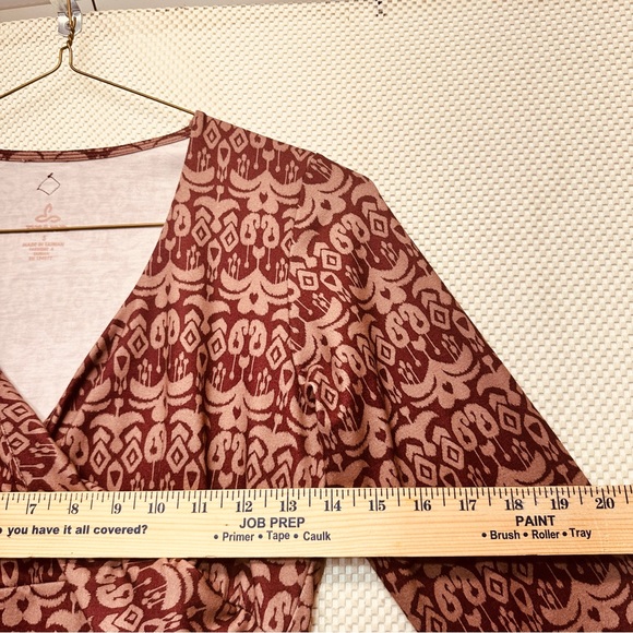 Prana Aztec All Over Print Activewear V-Neck Sleeved Dress - Burgundy / Cream - Picture 8 of 10